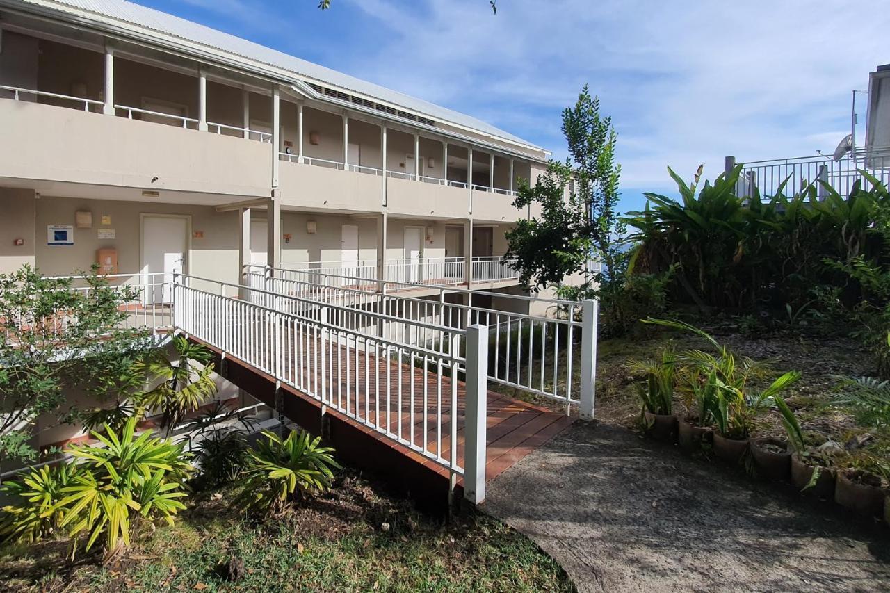 Studio En Duplex , Face A La Mer Le Gosier  Exterior photo